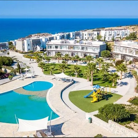 Seafront With Private Garden Apartment Agios Amvrosios (Kyrenia)