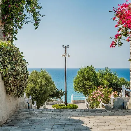 Seafront With Private Garden *