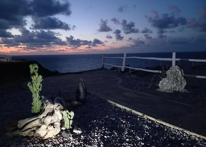 Seafront With Private Garden Apartament Agios Amvrosios (Kyrenia)